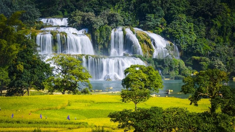 HA GIANG - CAO BANG - BAN GIOC WATERFALL - BA BE 5 DAYS 4 NIGHTS